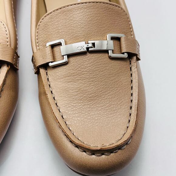 Women's Calvin Klein Light Brown Flat Loafer, Size 8M - Picture 3 of 10